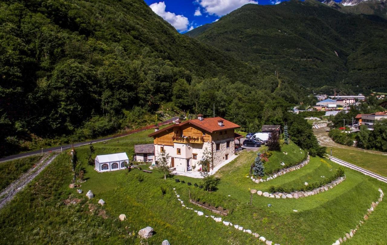 B&B Valtilí Berzo Exteriér fotografie