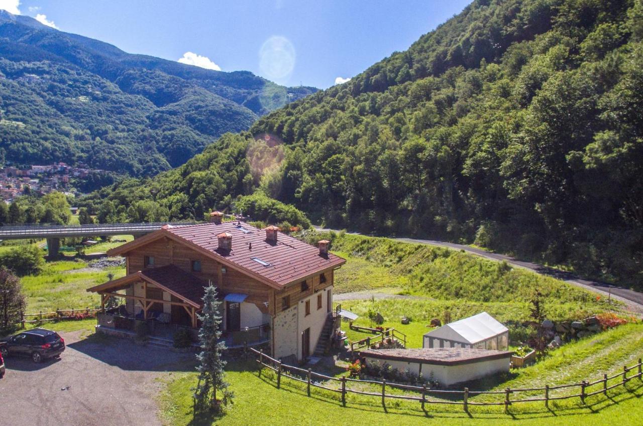 B&B Valtilí Berzo Exteriér fotografie